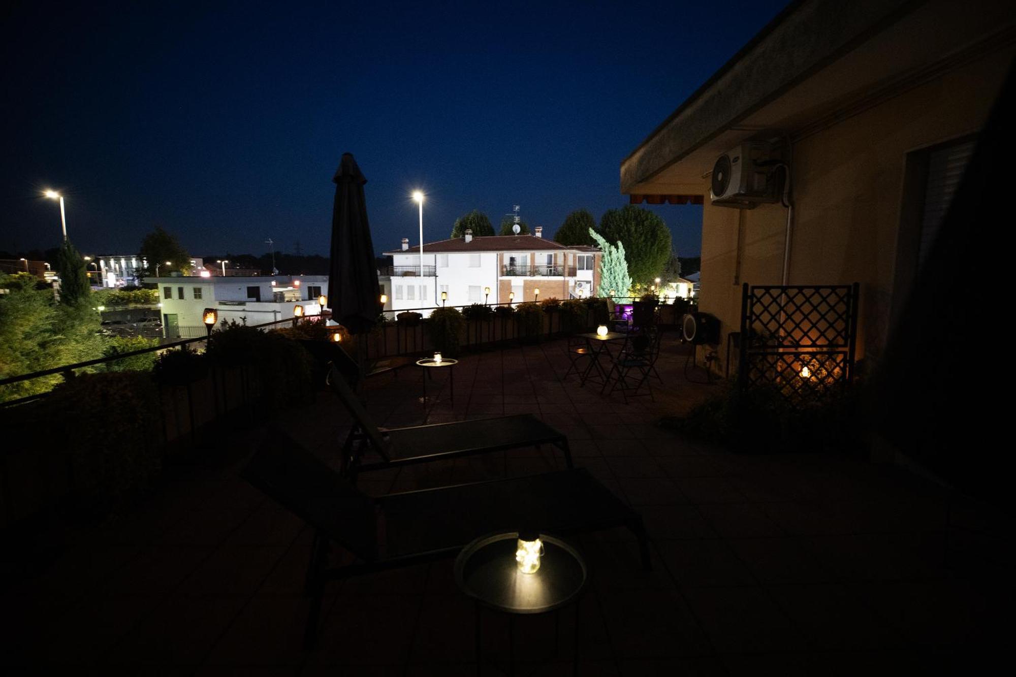 Bru Rooms Peschiera del Garda Exterior foto