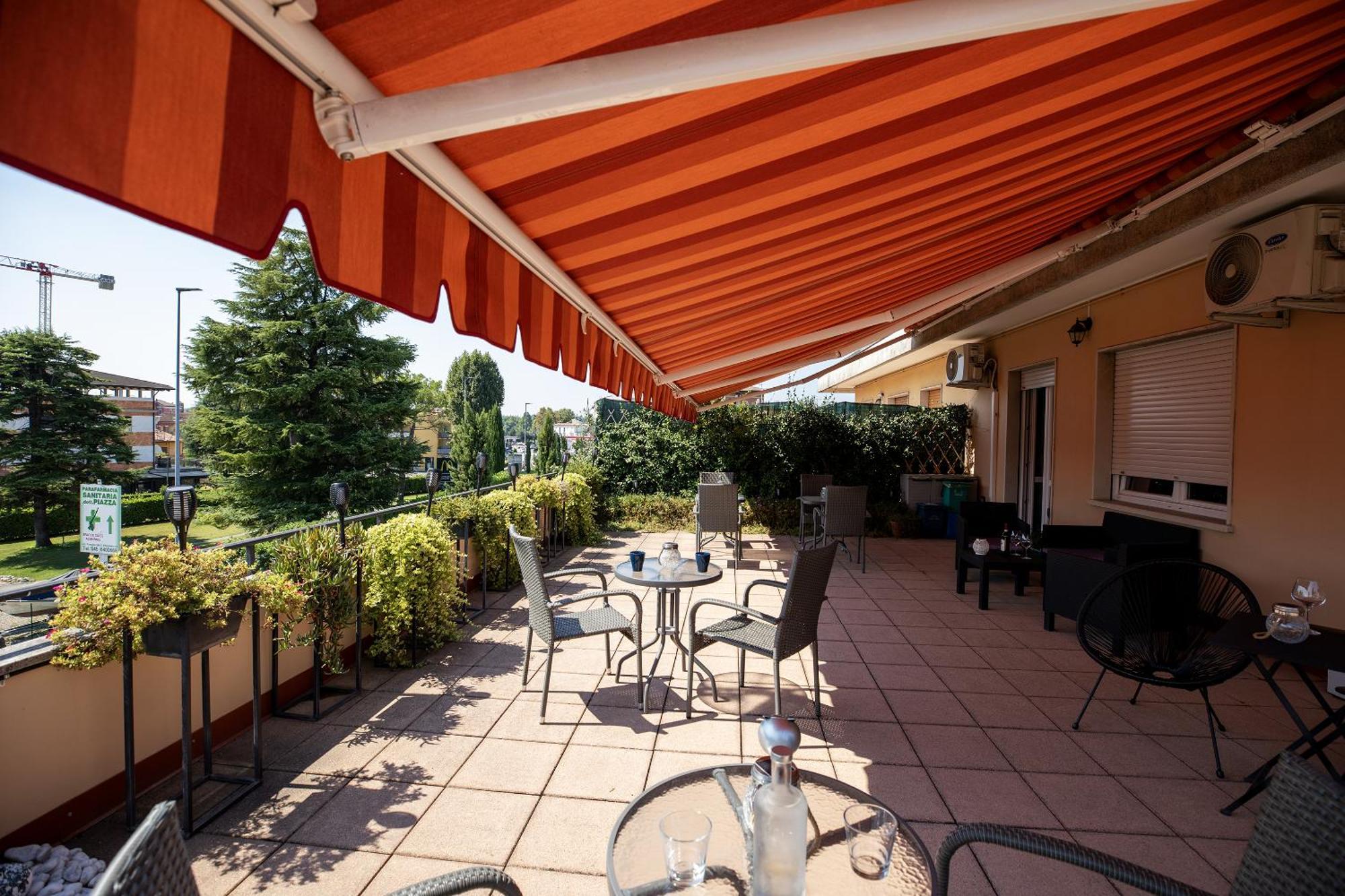 Bru Rooms Peschiera del Garda Exterior foto